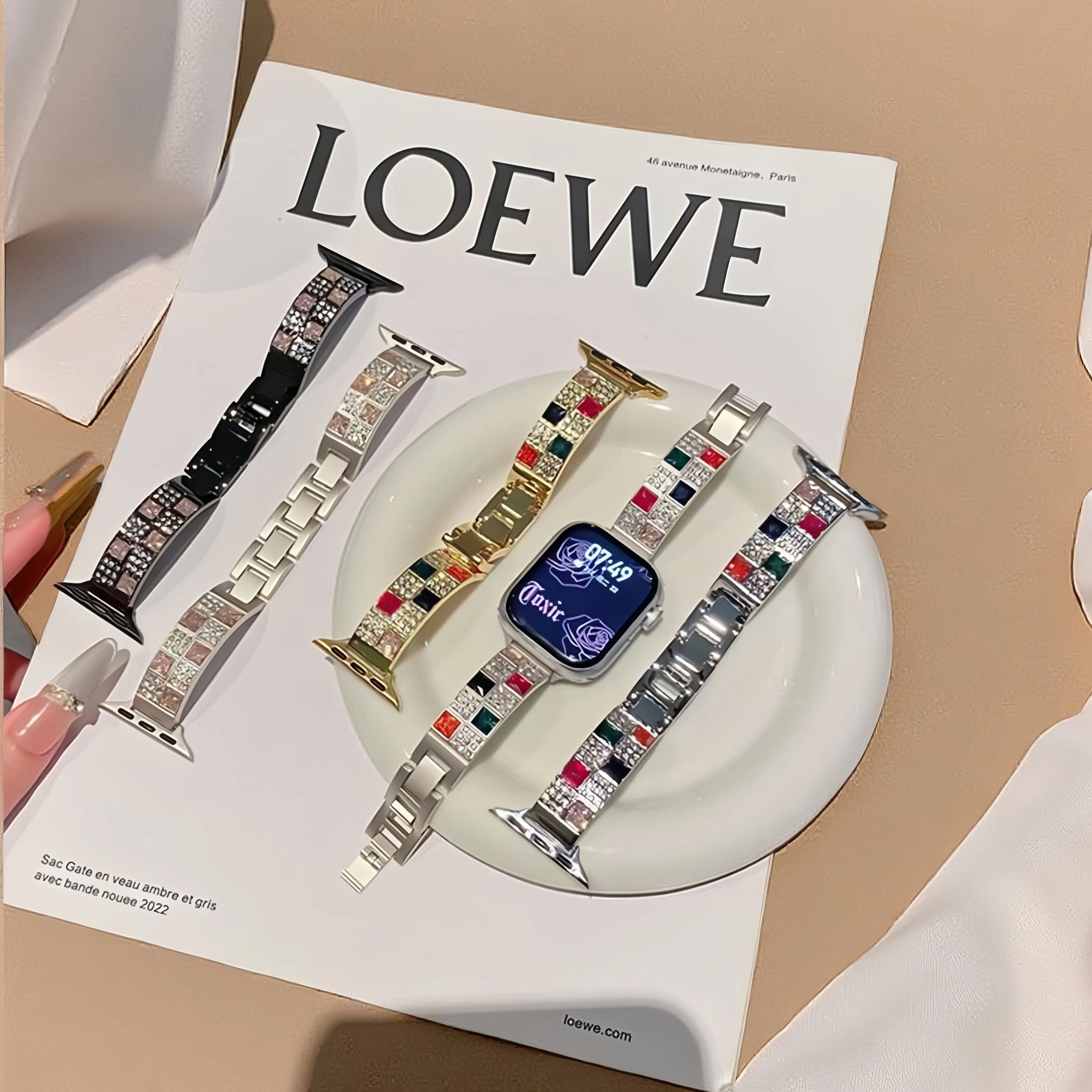 Metal colored diamond bracelet-style watch bands【Suitable for all models of Apple Watch】
