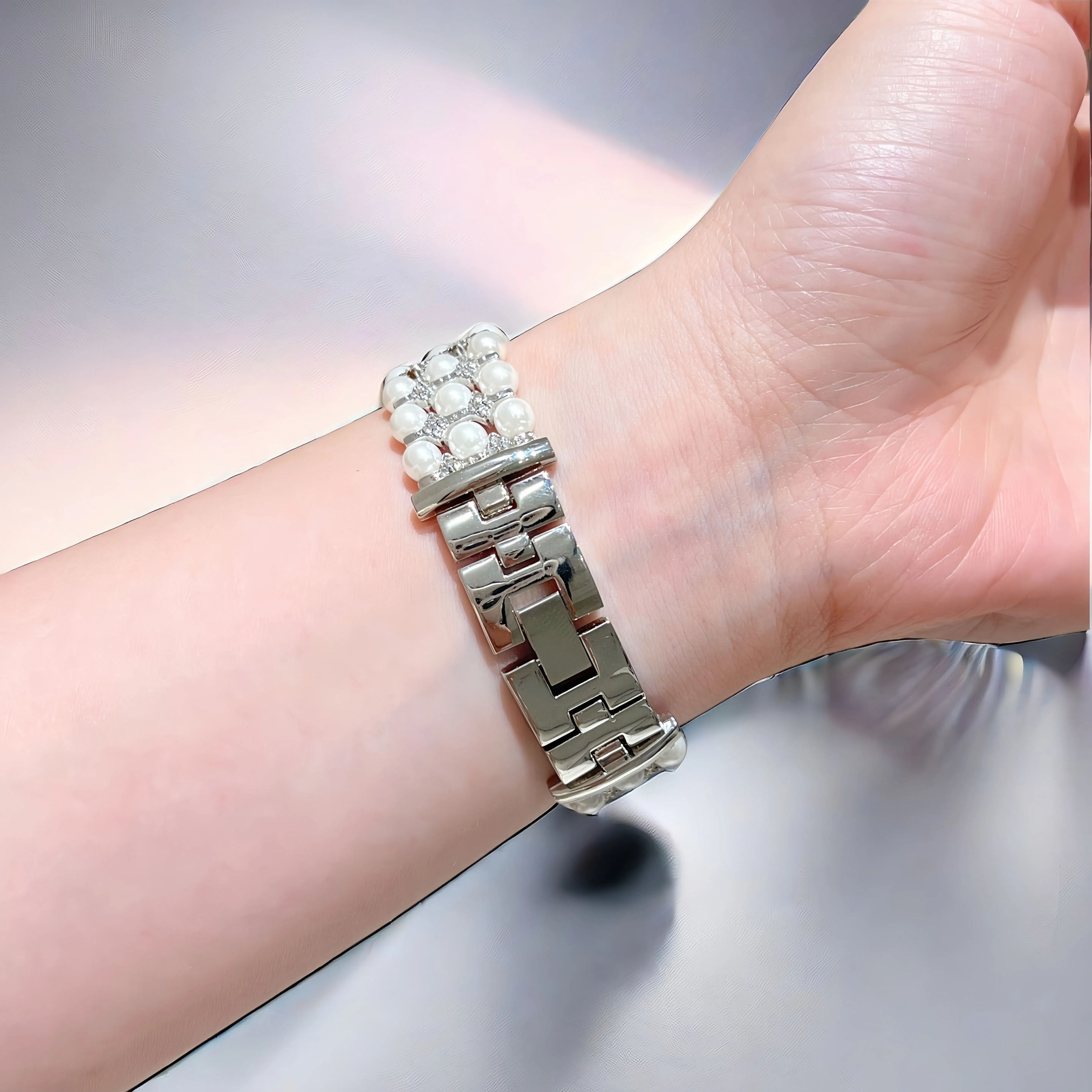 Pearl watch strap - versatile and fresh style for apple watch