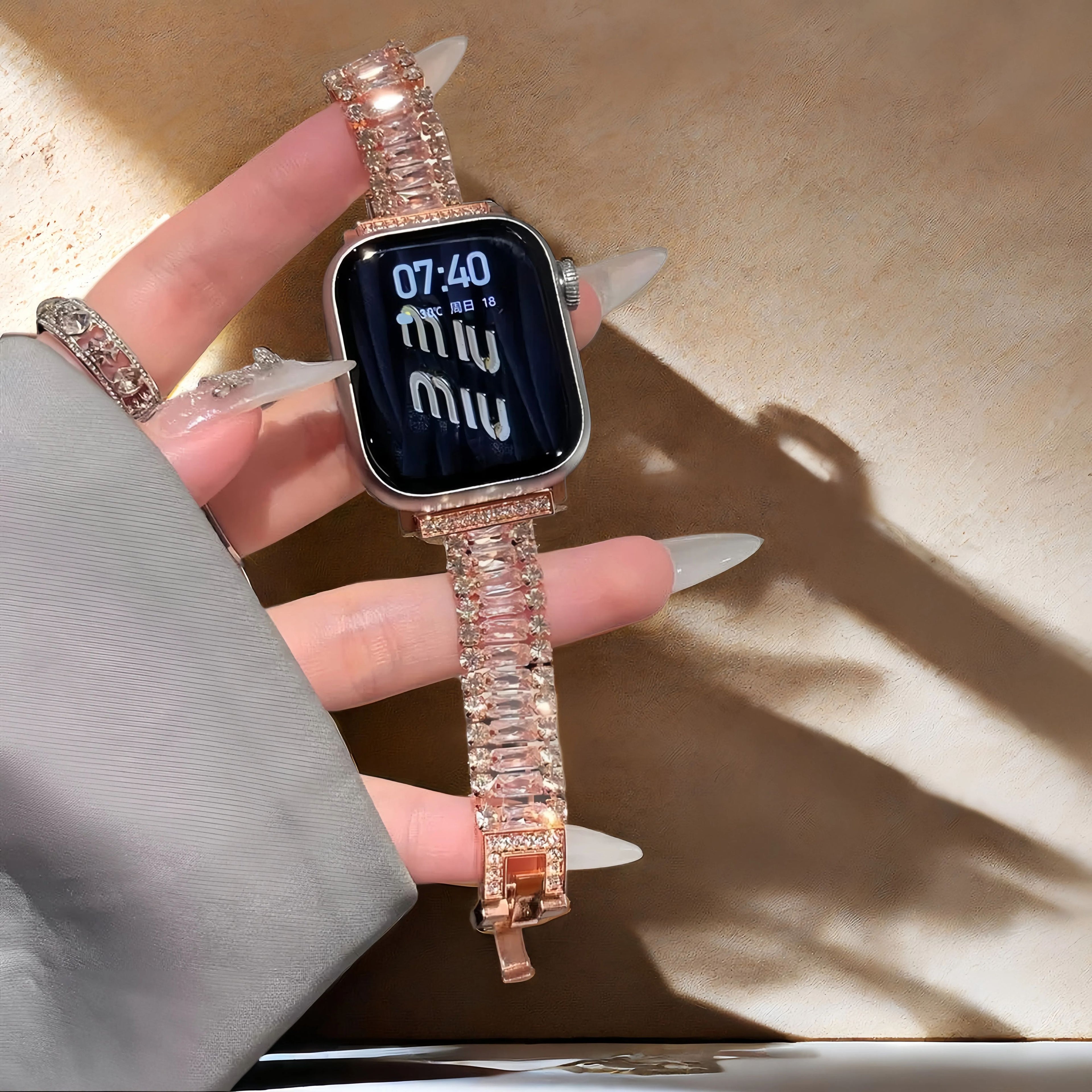 Full diamond three-row zirconium metal watch strap suitable for Apple Watch